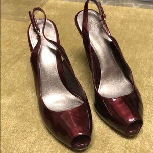 Joan & David dark red platform pump